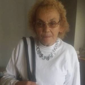 Meet your Posher, Mona